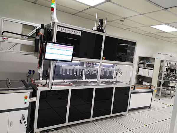 學?？蒲惺褂?/></div>
 <div   id=