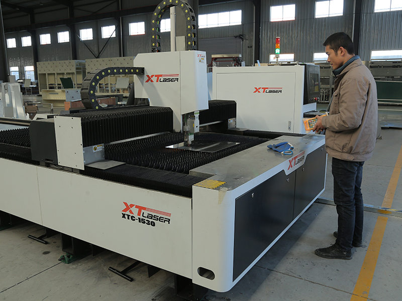 汽車行業(yè)清洗(圖1) 汽車行業(yè)清洗(圖1)